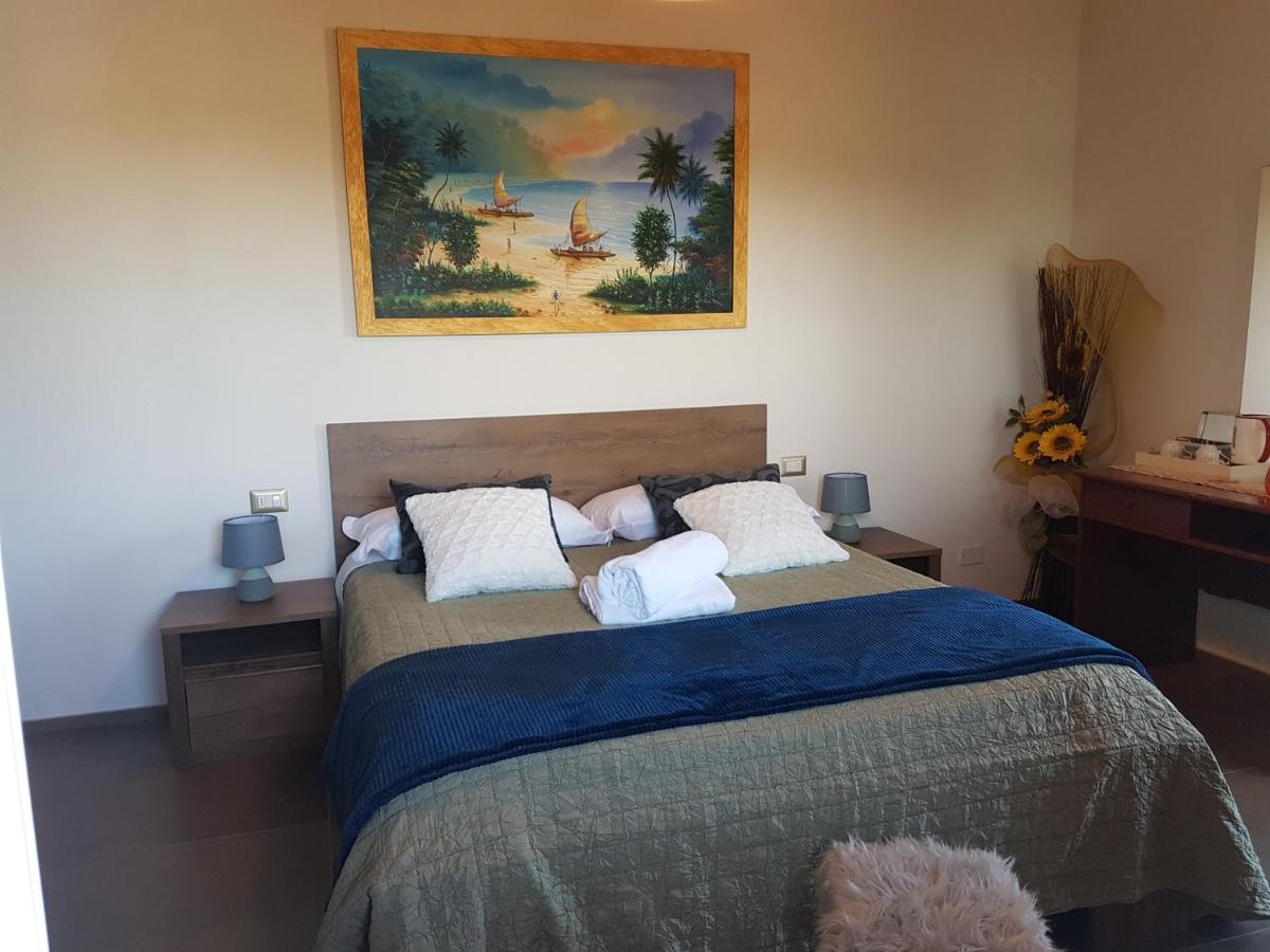 Mazzi House Garden 호텔 도소부오노 외부 사진