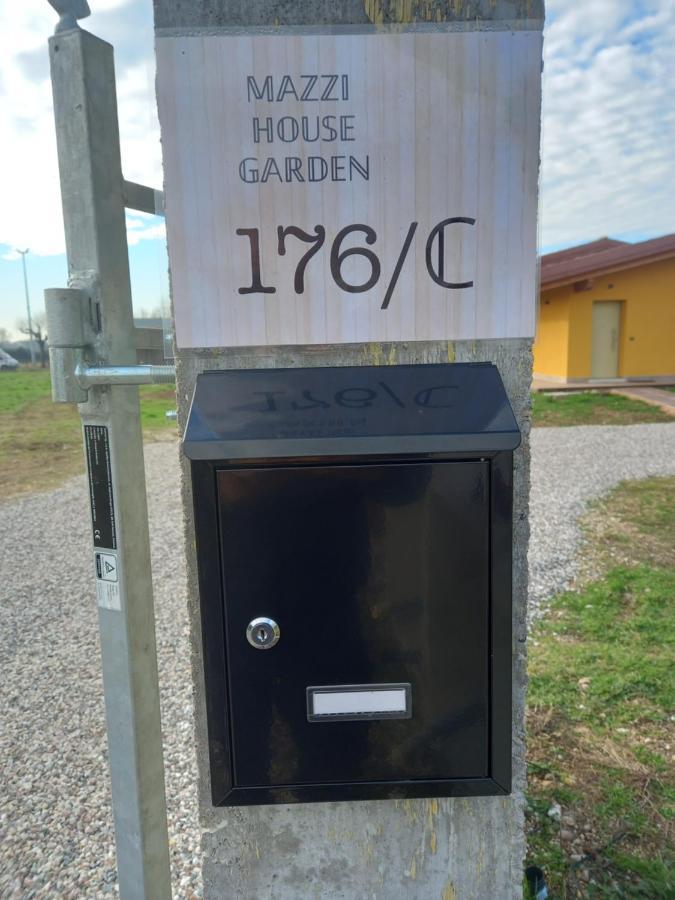 Mazzi House Garden 호텔 도소부오노 외부 사진